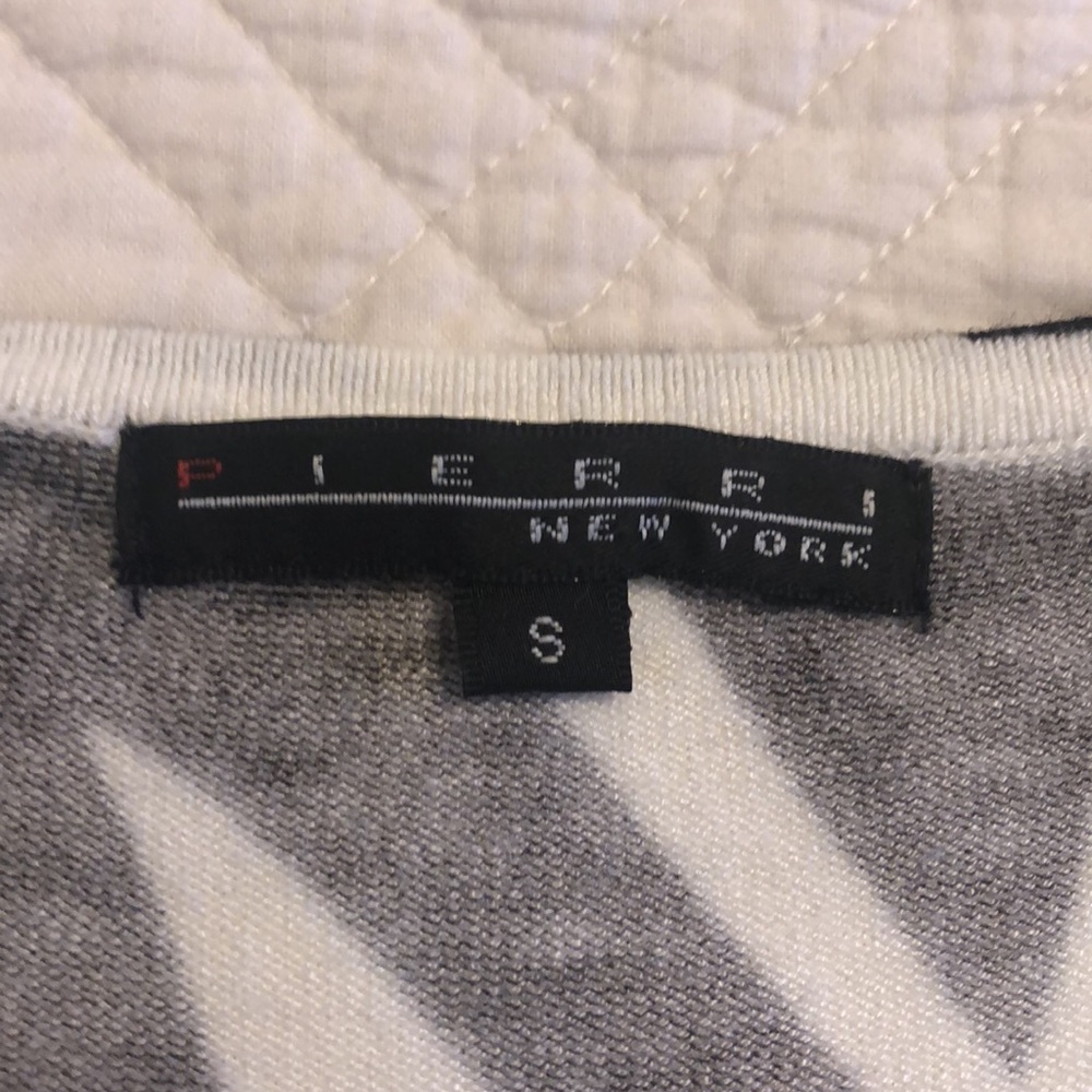 Button down sweater - Picture 6 of 6